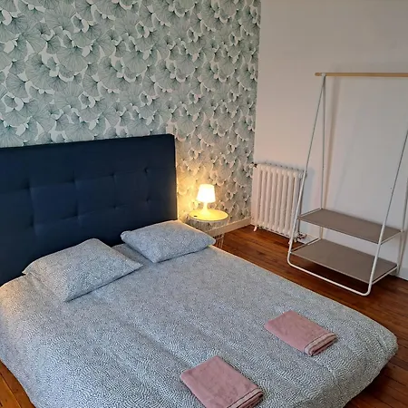 Chez Leon - Vue Cathedrale - Hyper Centre