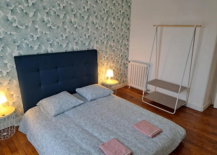 Chez Leon - Vue Cathedrale - Hyper Centre